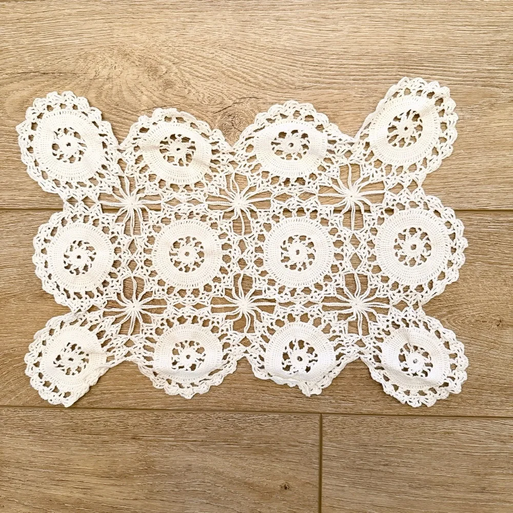 Vintage Handmade white crocheted medallion doilies Set‎ of 2 Cotton Cottage Core